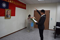 　北竿航空站代理主任楊志中，21日在台北站主任徐乃新監交下宣誓就職正式主任。（圖／文：陳鵬雄）