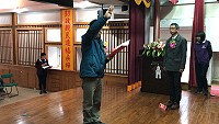 莒光鄉民代表會第11屆鄉民代表補宣誓就職,代表劉宜臺完成宣誓就職儀式。(圖/文:宋幸儒)