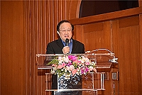 泛太平洋集團總裁潘思源設立清寒獎學金,鼓勵北竿地區清寒優秀學子努力向學。(檔案圖:國家圖書館)
