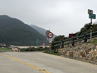 　中澳口至白沙十字路段視線不佳，被視為北竿危險路段。（圖／文：陳鵬雄）