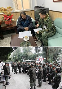 (上圖)參謀長與縣府秘書長研討防疫作為,期透過軍民合作有效對抗疫情。(下圖)副參謀長召集防區重要幹部實施防疫消毒作業講習。(圖/文:杜育萱)