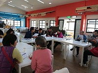 馬管處委託未來式公司承辦馬祖地區民宿服務優化活動,23日在北竿遊客中心吸引不少民宿業者參與。(圖:馬管處提供)