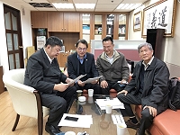 立委陳雪生邀航港局長謝謂君到院說明,協請航港局針對臺馬之星檢修、春運繼續提供協助。(圖/文:馮紹夫)