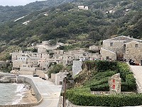 　107年底全縣民宿達141家，其中北竿芹壁有25家，密度居全縣之冠。（圖：本報資料室）