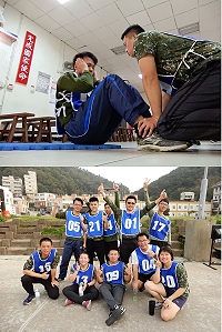 上圖:仰臥起坐測驗實況。下圖:完成測驗官兵合影。(圖/文:林宗憲)