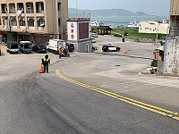 　南竿福澳嶺又傳出車輛漏油，所幸無人摔車受傷。（圖／文：馮紹夫）