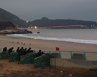 步槍及班用機槍射手,待命射擊。(圖/文:王蕾)
