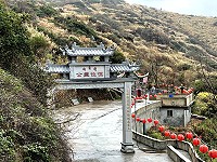 　2021年北竿元宵擺暝文化最終回，芹壁龍角峰祈夢體驗活動廟方照常舉辦。（圖／文：陳鵬雄）