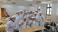 莒光12位鄉親參加110年技術士技能檢定中餐丙級術科全部過關。(圖:鄭智新)