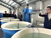 　縣長劉增應與議長張永江、海大前校長張清風等，23日參觀海大馬祖校區養殖研究基地。（圖／文：陳鵬雄）