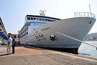 清明4天連假要開始,台馬海運訂位大爆滿。(圖:新華航業)