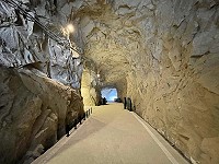 　馬管處短坡山二期整備工程近尾聲，重點在坑道內軍品陳列及情境佈置。（圖／文：陳鵬雄）
