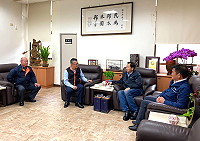 馬祖海巡隊新任隊長呂志強14日拜會議長張永江。(圖:連江縣議會)