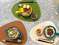 　找茶增添了鹹甜食商品，讓旅客們有了更多樣化的選擇。（圖／文：蔡夢玲）