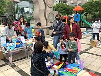 　環境資源局2021世界地球日活動，馬青協會共襄盛舉舉辦二手市集，減少資源浪費。（圖／文：馮紹夫）