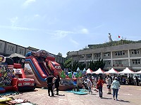 　馬港天后宮2021媽祖聖誕系列活動園遊會美食攤位、遊樂設施登場，現場人氣強強滾。（圖／文：馮紹夫）