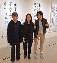 橋仔姜家三姐妹今年都順利第一志願考取國內大學藝術相關學系。(圖:婁慶提供)