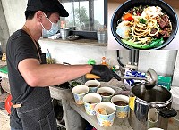 疫情警戒,外送美食搶商機,55據點推出牛肉麵、牛腩飯外送,提供民眾選擇。(圖/文:55據點)