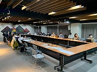 馬祖亮島島尾考古遺址獲指定為第十一處國定考古遺址;文資局副局長吳華宗今年3月間會同中央研究院陳仲玉、陳光祖會勘亮島遺址群。(圖:縣府文化處)