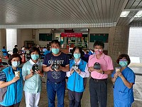 醫護人員第一線守住疫情、守護鄉親健康,各界善心人士捐贈物資用行動表達感謝。(圖:連江縣衛福局)