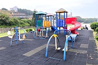東引東湧運動公園兒童遊樂及體健場地,鄉公所計畫進行改造,提供軍民一個更好的遊戲、運動環境空間。(圖/文:陳其敏)