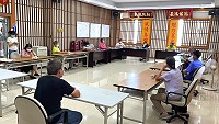　莒光鄉公所9日召開七月份第一次防疫會議，就交通航班做適度調整。（圖／文：宋幸儒）