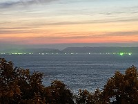 　連江水，兩樣情。（圖／文：陳鵬雄）