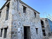 　文化處北竿后澳再造空間修復計畫，兩間傳統古厝修建進入最後收尾階段。（圖／文：陳鵬雄）