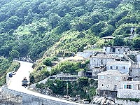 　芹壁南面山民宿飽和，北面山加入民宿開發經營行列。（圖／文：陳鵬雄）
