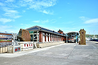 東引中柱港新建港務大樓啟用後,地方民意建議繼續整建舊有候船室,以符合未來觀光發展需求。(圖/文:陳其敏)