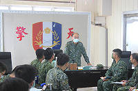 指揮官與幹部共同參與兵棋推演項目。(圖/文:吳家安)
