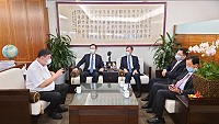 府會首長、立委7日下午分別拜會民航局、國發會進行說明北竿機場擴建工程、馬祖大橋新建工程規劃進程。(圖:連江縣政府)