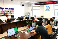 　國內疫情趨緩，縣疫情指揮中心配合放寬管制措施，5日起入境馬祖凡接種第1劑新冠疫苗滿14天及持3日內篩檢陰性報告者免快篩。（圖／文：曹重偉）