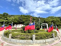 　國慶月旗海飄揚，北竿鄉全島懸掛2百面青天白日滿地紅的國旗。（圖／文：陳鵬雄）