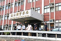 為瞭解員警實際需求,縣長劉增應7日會同副縣長王忠銘、秘書長張龍德、人事處長林承澤等人關心警局駐地環境改善工程。(圖:連江縣警察局)