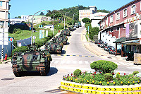 機步連各隊前往各任務地點集合。(圖/文:程婉琳)