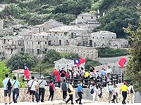 　雙十連假最後一天，北竿各景點出現團客，比前一波中秋連假要好很多。（圖／文：陳鵬雄）