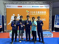馬祖角力隊溫鈞虢(中)18日再為馬祖代表隊拿下一面銀牌,目前累積1銀2銅,追平馬祖歷屆獎牌數紀錄。(圖:馬祖角力隊)
