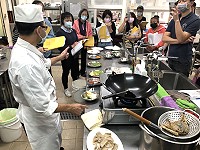 　民政處弱勢族群中餐丙級烹調考照輔導班，30日首度在北竿開課。（圖／文：陳鵬雄）