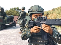 　我從軍，我驕傲－穿軍服讚。