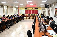 　民政處與就業中心召開今年度身心障礙與特定對象就業服務聯合聯繫會報；聽取承辦人員工作簡報，再由與會說明就業資源及陳述意見。（圖／文：曹重偉）