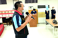 東引警察所配合社區活動,到場進行反詐騙及交通安全宣導。(圖/文:陳其敏)