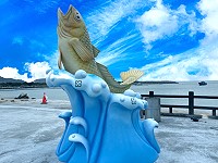 塘岐馬鼻灣新增大黃魚意象,結合資源垃圾回收成為打卡新景點。(圖/文:陳鵬雄)