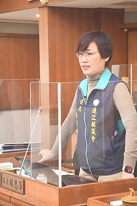 議員林惠萍進行質詢。(圖/文:馮紹夫)