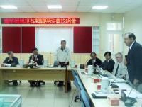 　民航局長張國政向與會人士介紹兩位專程來馬的美籍顧問。（圖／文：曹重偉）