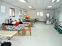 原醫療大樓物理治療室已遷移至急診大樓復健室,寬敞的空間提供鄉親更舒適的復健環境。(圖/文:曹重偉)