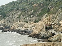 　位於北海坑道旁的大漢據點將移交給景管處，未來大漢據點將與鐵板其他景點，形成馬祖特有的觀光動線。（圖／文：張登傑）