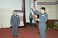 總司令朱上將日前在相關幕僚的陪同下,主持馬防部司令任職佈達。【圖/文:蘇晉正】