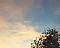 兩岸軍演頻繁,戰機在天空呼嘯而過的情景,身處前線馬祖的我們用肉眼就可以目擊。(圖/文:曹重偉)