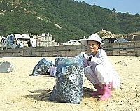 　如果有臨時清潔工環保貢獻獎，陳金蓮受之無愧。（圖與文：陳鵬雄）